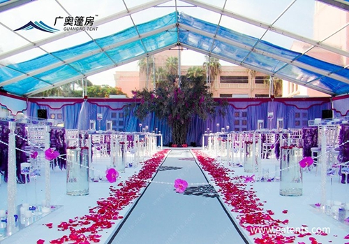 為何婚慶宴會(huì)篷房會(huì)成為城市與農(nóng)村喜宴的主流建筑？